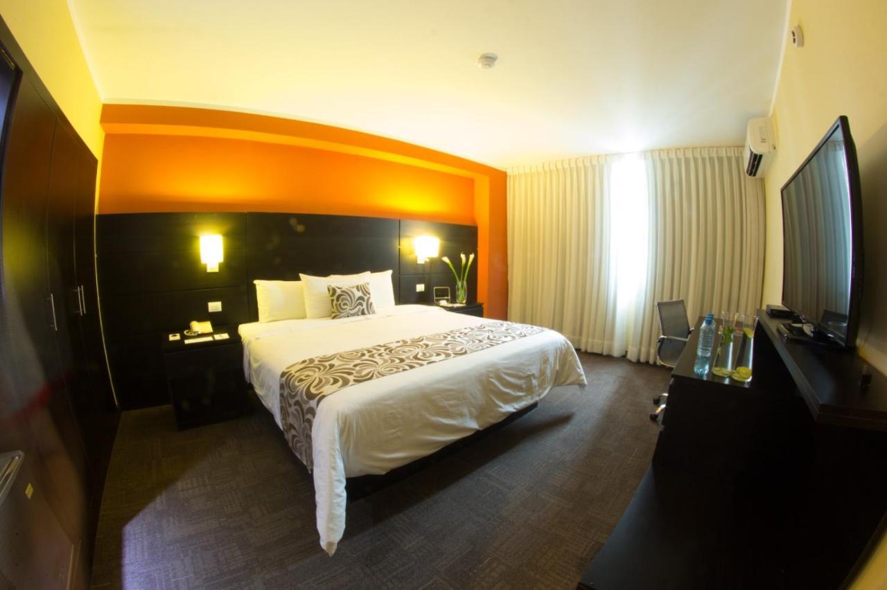 Hotel El Gran Marques Трухильо Экстерьер фото