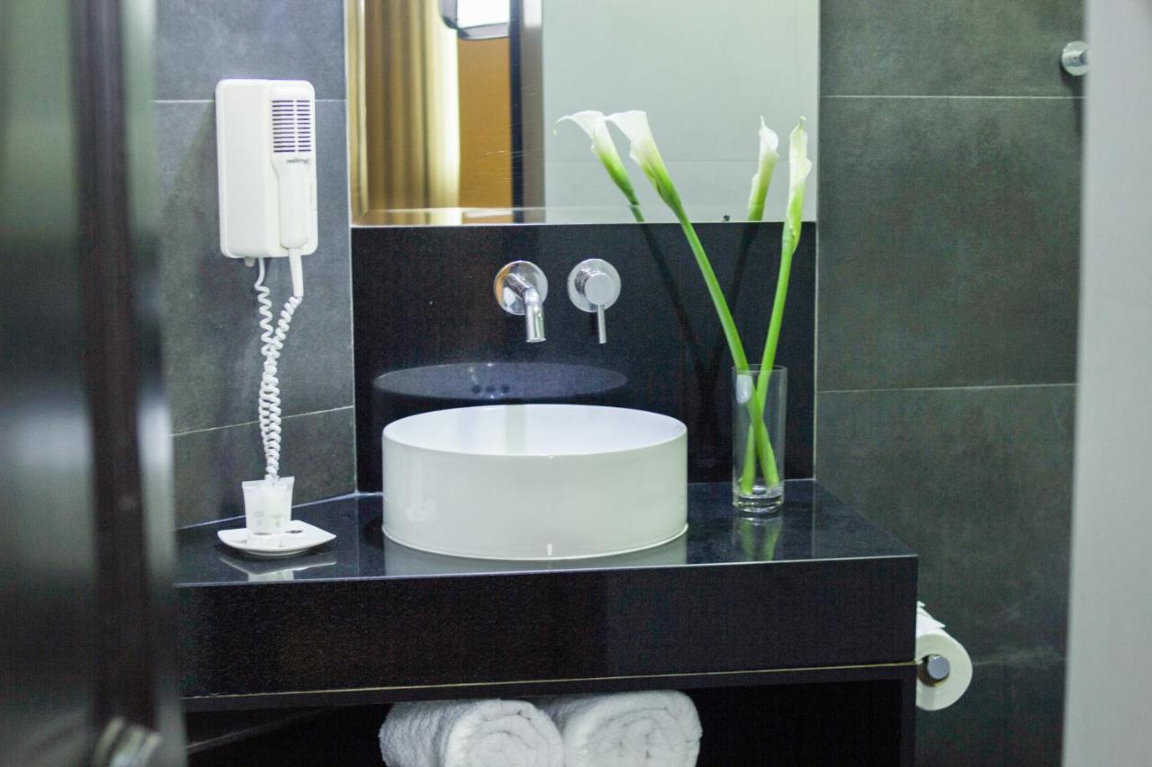 Hotel El Gran Marques Трухильо Экстерьер фото