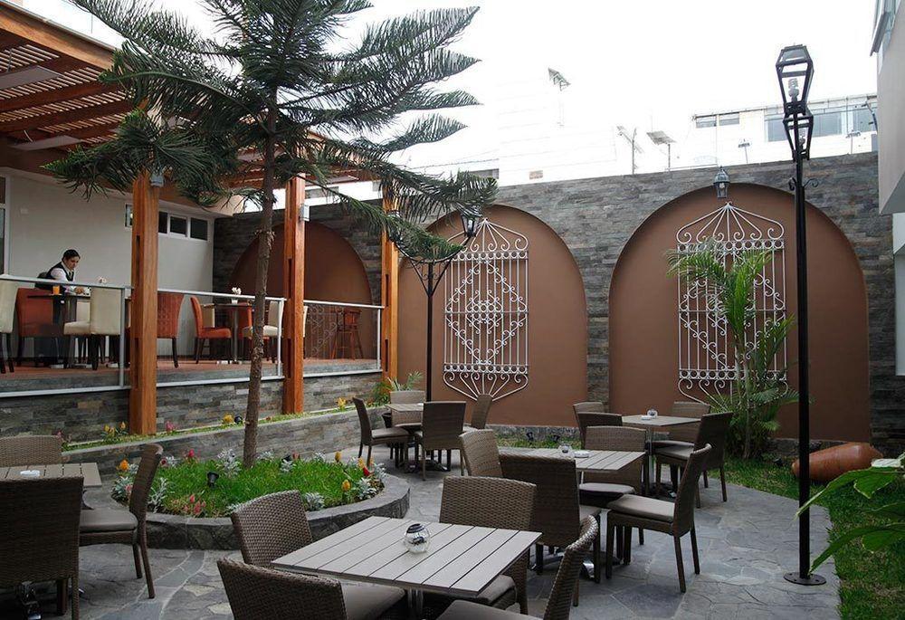 Hotel El Gran Marques Трухильо Экстерьер фото