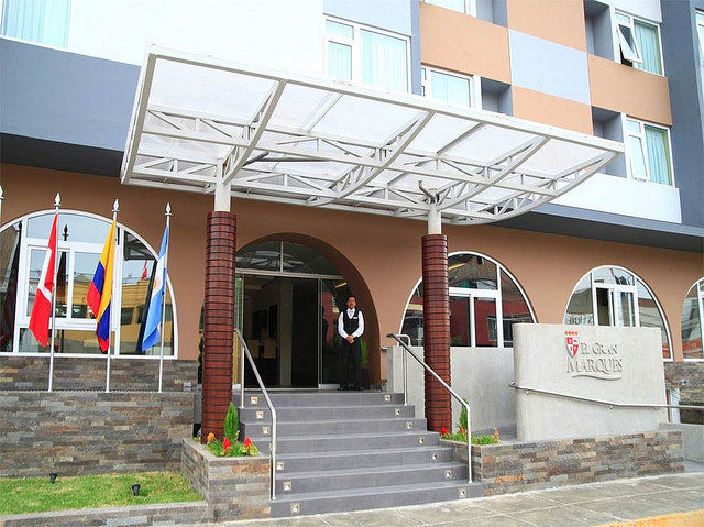 Hotel El Gran Marques Трухильо Экстерьер фото