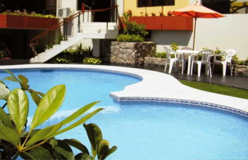 Hotel El Gran Marques Трухильо Экстерьер фото